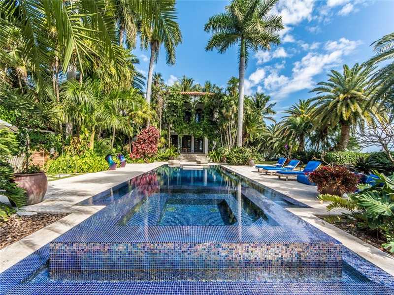 beautiful homes for sale in Miami beach